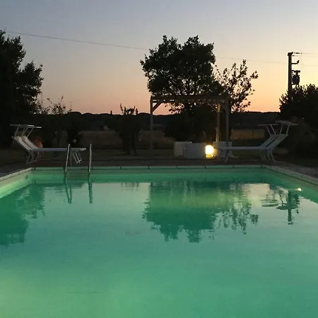 Beveraggio مزرعة للإقامة مارينا دي غروسيتو